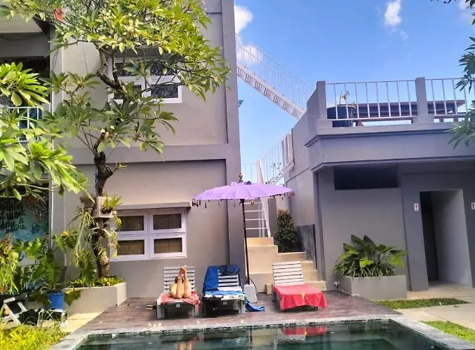 The Island Bali Hostel *
