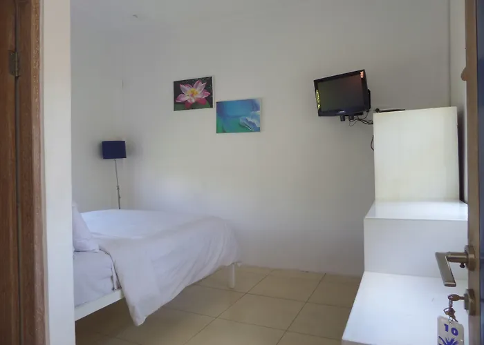 Hostel The Island Bali